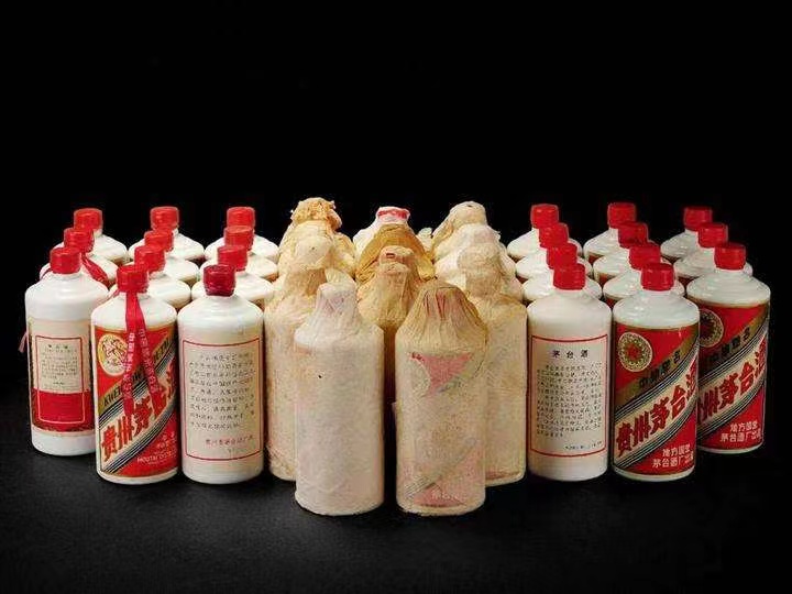 泊头日照岚山回收酒价格哪里回收(附近上门回收茅台酒）?